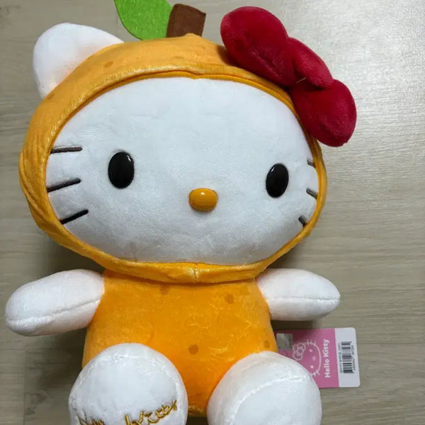 [BUNJANG] Sanrio Hello Kitty Medium Plush Orange New / 산리오 헬로키티 중형인형 오렌지 주황색 새상품