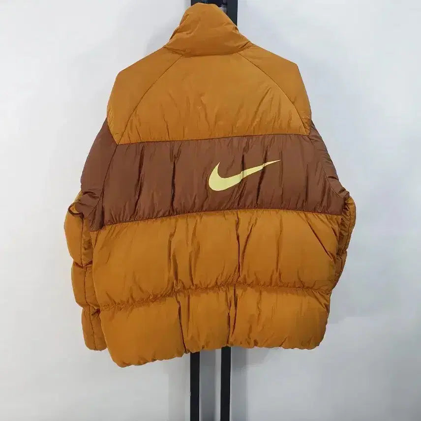 [BUNJANG] Nike Big Swoosh Loose Fit Down Fill Jacket Brown M / 나이키 패딩 백빅스우시 루즈핏 다운필 자켓 브라운 M