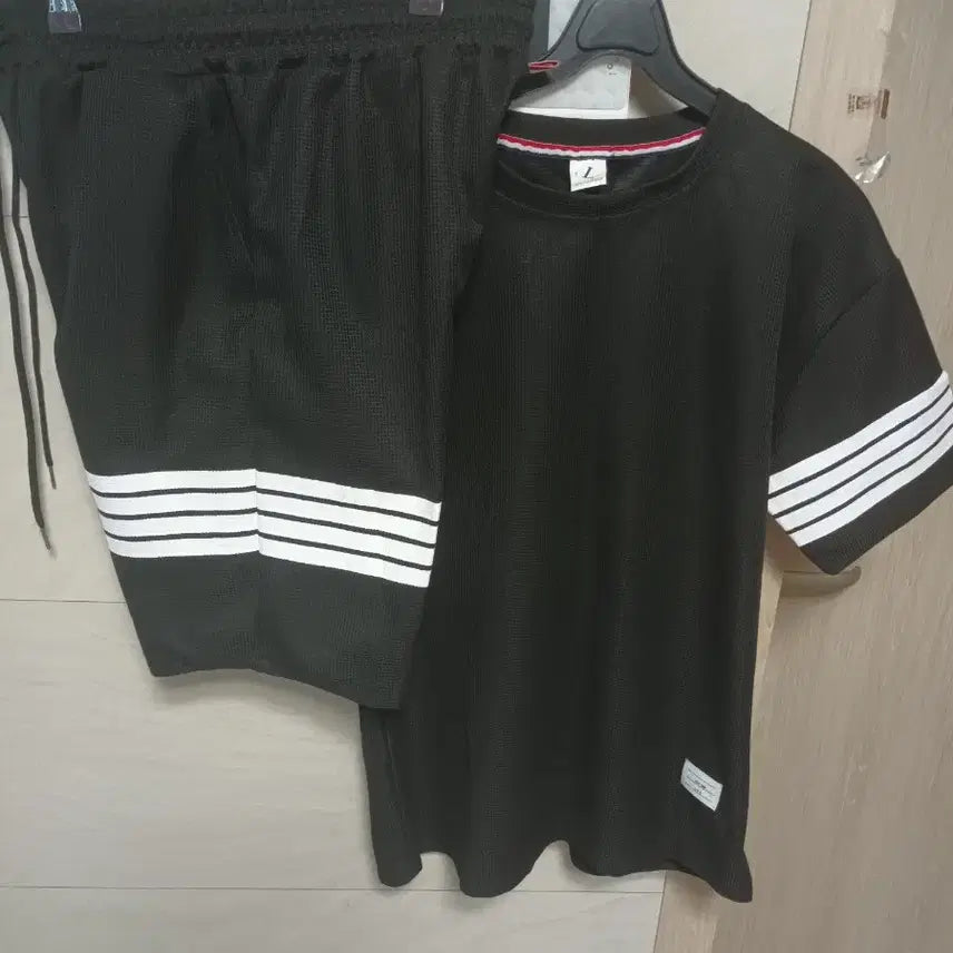 [BUNJANG] Black Short Sleeve Shorts Set L / 블랙 반팔 반바지 세트 L 새상품