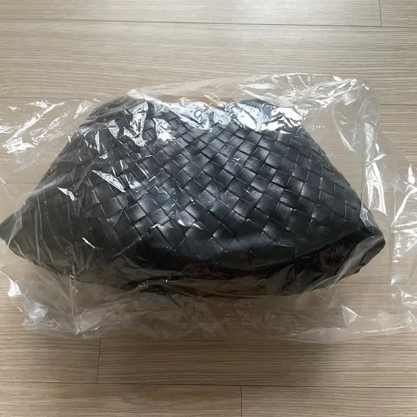 [BUNJANG] Dragon Diffusion Lozanna Black Bag / 드래곤디퓨전 로잔나 블랙 새상품