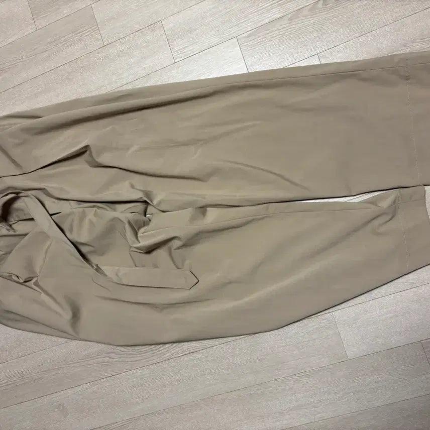 [BUNJANG] BEHAVE Belted Slacks L Beige / 비헤비어 벨티드 슬랙스 L