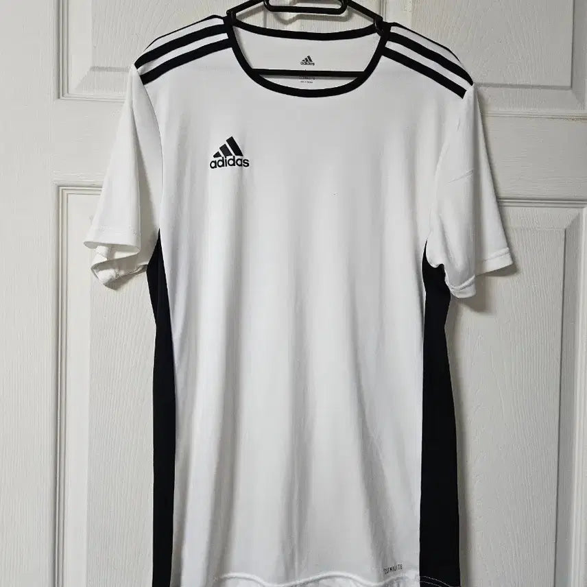 [BUNJANG] Adidas Performance T-Shirt (Size 100) / 아디다스 기능성티셔츠 (100)