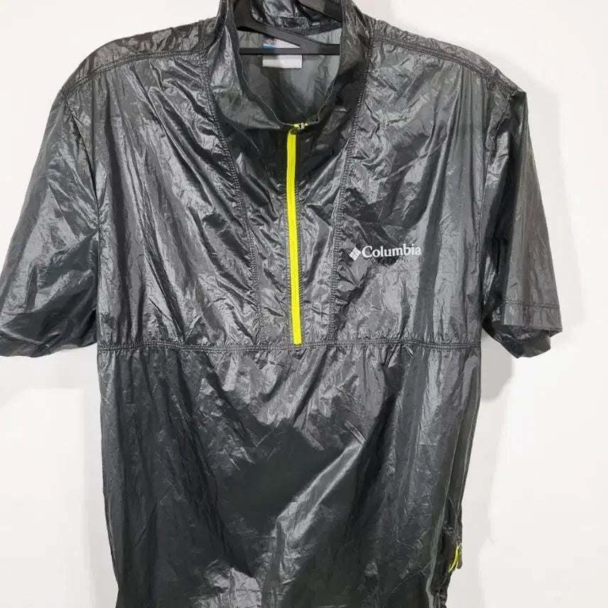 [BUNJANG] Columbia Men's Short Sleeve Windbreaker Top Black / 컬럼비아 남성 반팔 바람막이 상의 블랙