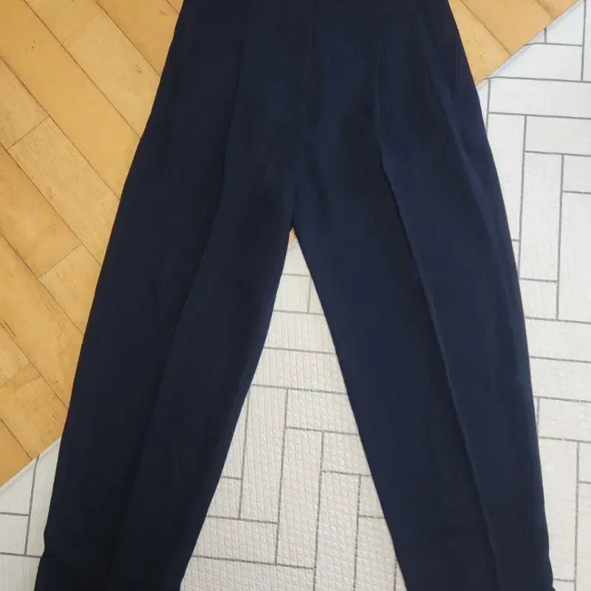 [BUNJANG] COS Navy Slacks / COS 브랜드의 네이비 색상   슬랙스