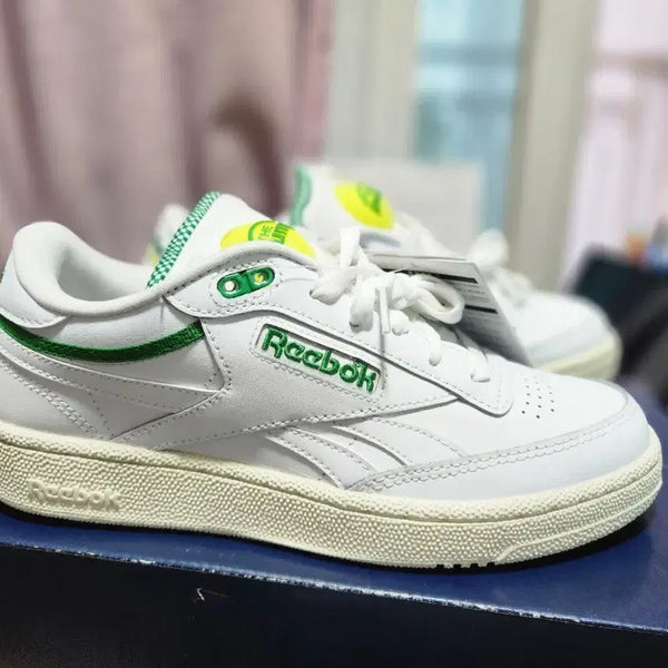 [BUNJANG] Reebok Club C 85 Pump Sneakers (245mm) / (새상품)리복 클럽 C 85 펌프 스니커즈 245mm