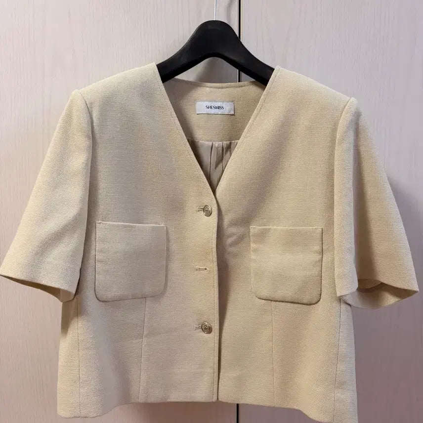 [BUNJANG] She's Miss Cropped Jacket Ivory / 쉬즈미스 크롭 자켓 아이보리