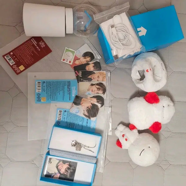 [BUNJANG] BOYNEXTDOOR Yunhagi Goods Bundle Set / 보넥도 (운아기) 굿즈 일괄 양도합니다