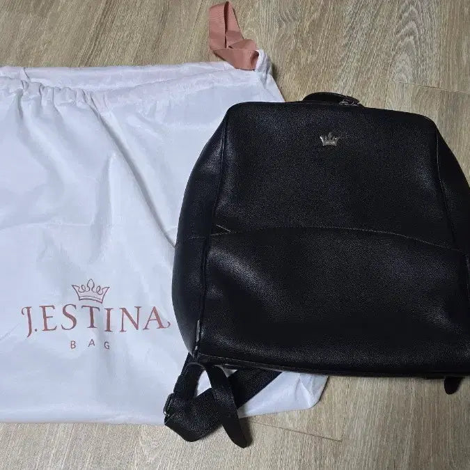 [BUNJANG] J.ESTINA Black Leather Backpack / 제이에스티나 블랙 가죽 백팩
