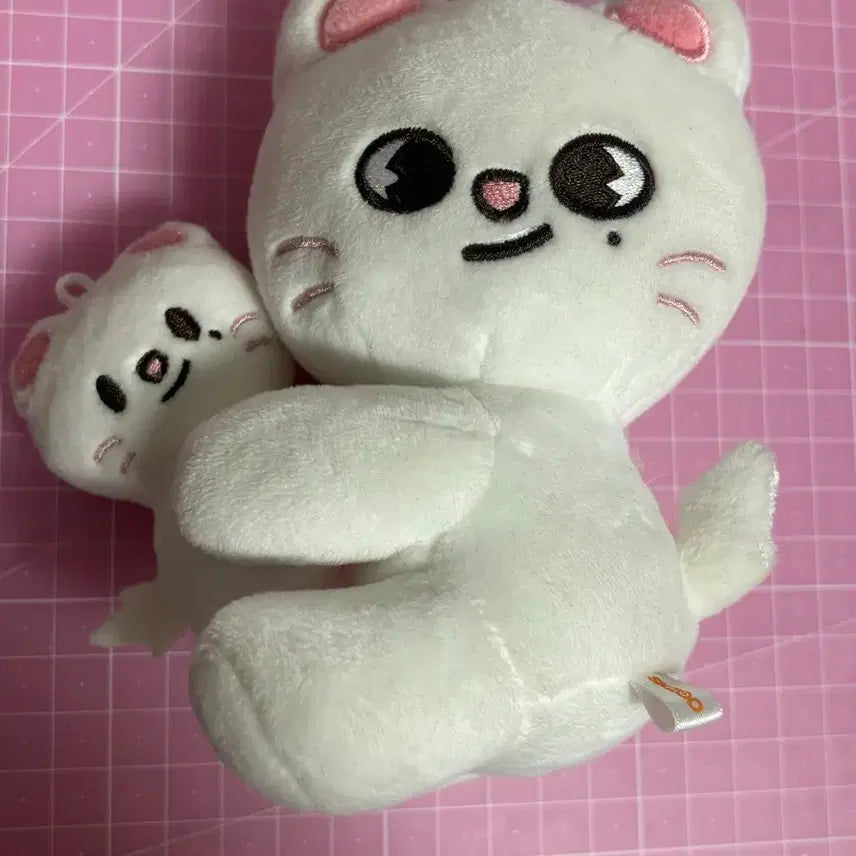 [BUNJANG] Stray Kids SKZOO Jiniret Magnet Plush / 스트레이키즈 스키주 지니렛 마그넷플러시