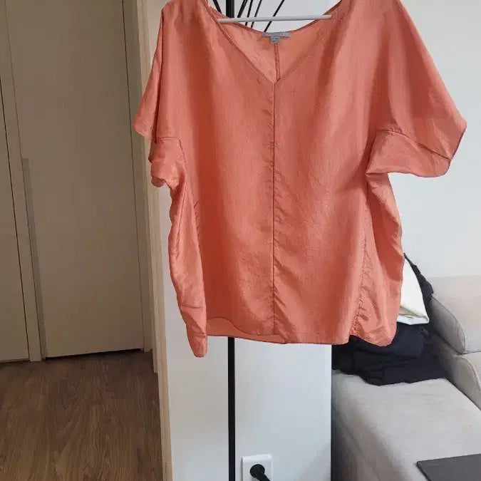 [BUNJANG] COS 100% Silk V-Neck Blouse - Size S / COS  코스 여성 100%실크 원단 브이넥 블라우스-S사이즈