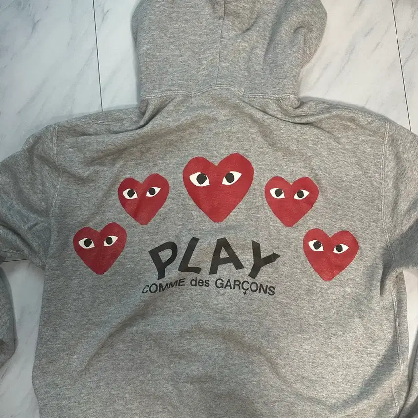 [BUNJANG] Comme des Garçons Play 5-Heart Logo Hoodie / 꼼데가르송 5 하트 후드집업