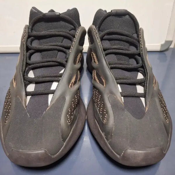 [BUNJANG] Adidas Sneakers (265-270mm) / 아디다스  265~270mm