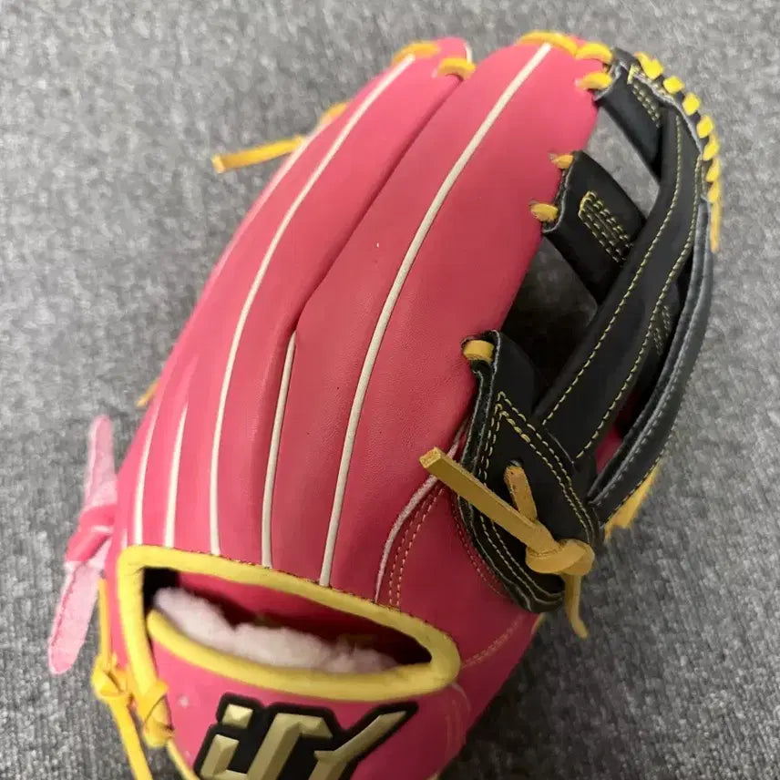 [BUNJANG] Scooty Outfield Glove 13-inch / 스쿠티 외야 글러브 13인치