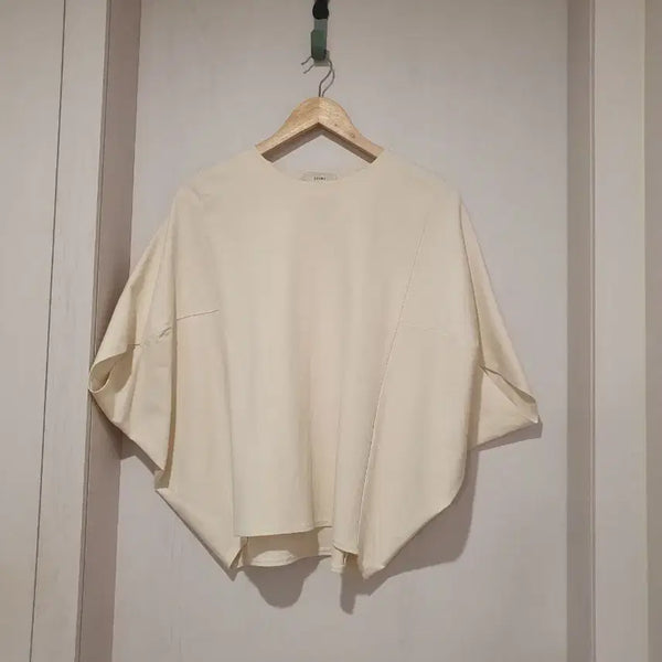 [BUNJANG] SSUMJ Ivory Batwing Sleeve Short Sleeve T-Shirt / SSUMJ 브랜드의 아이보리 색상 가오리핏 반팔