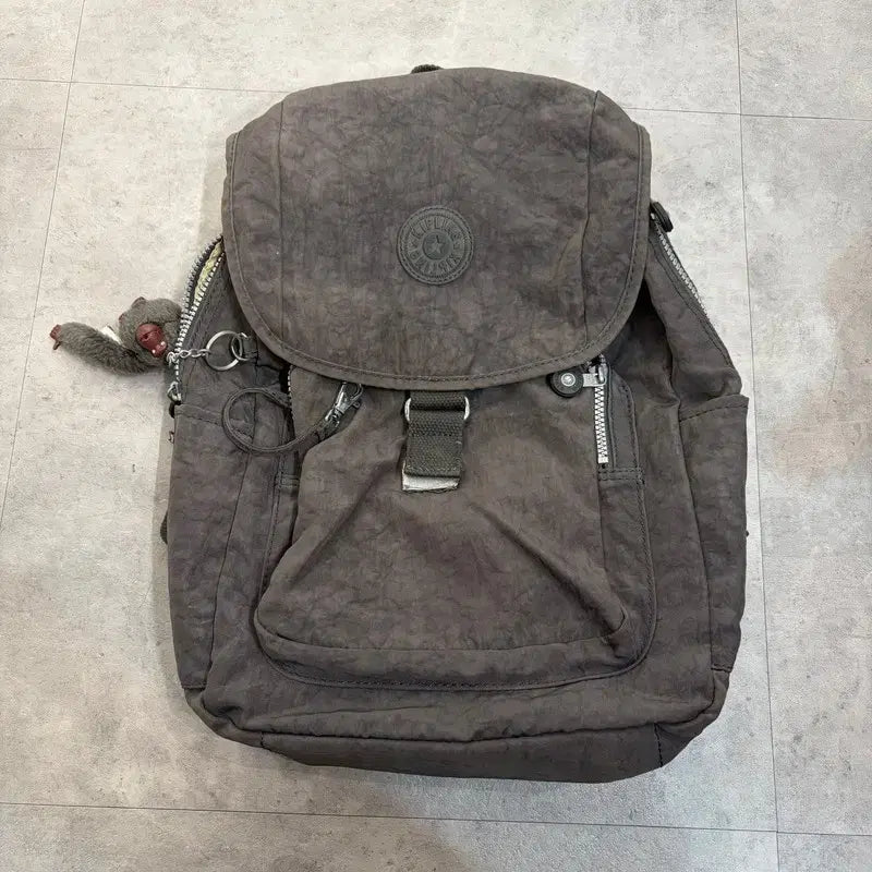 [BUNJANG] Kipling Vintage Charcoal Backpack / OS 키플링 빈티지 차콜 덮개 가방 백팩
