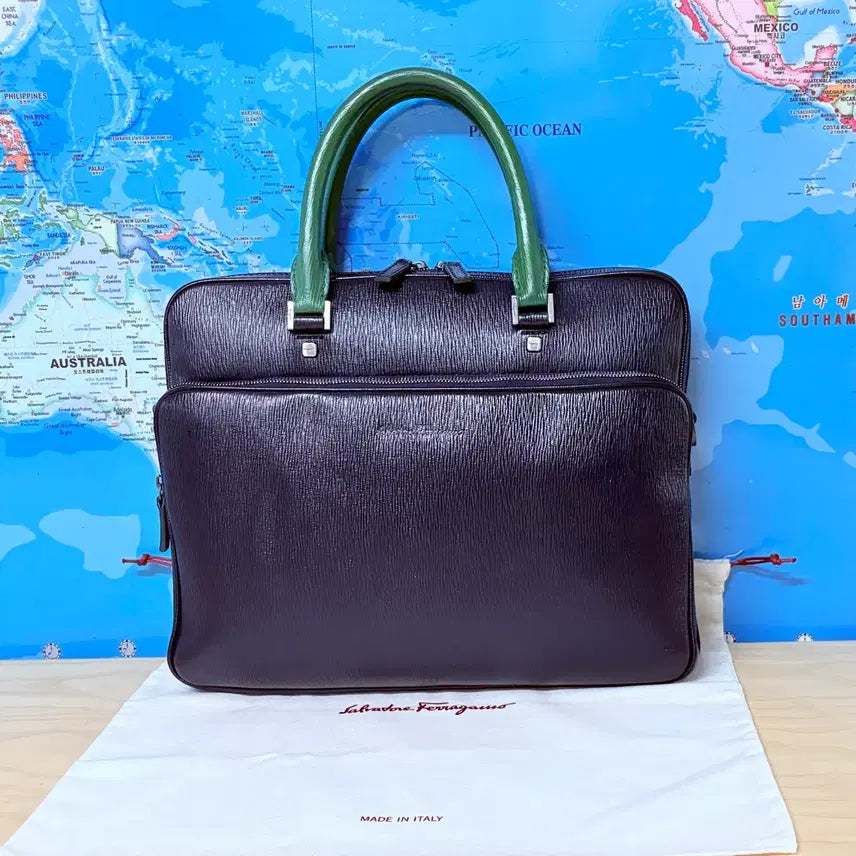 [BUNJANG] Salvatore Ferragamo Calfskin Briefcase / 페라가모 서류가방24-9964.천연소가죽