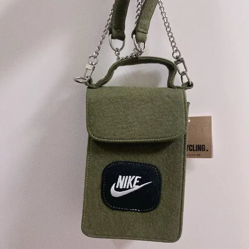 [BUNJANG] Nike Upcycled Crossbody Bag Khaki / 나이키 크로스백 카키 업사이클
