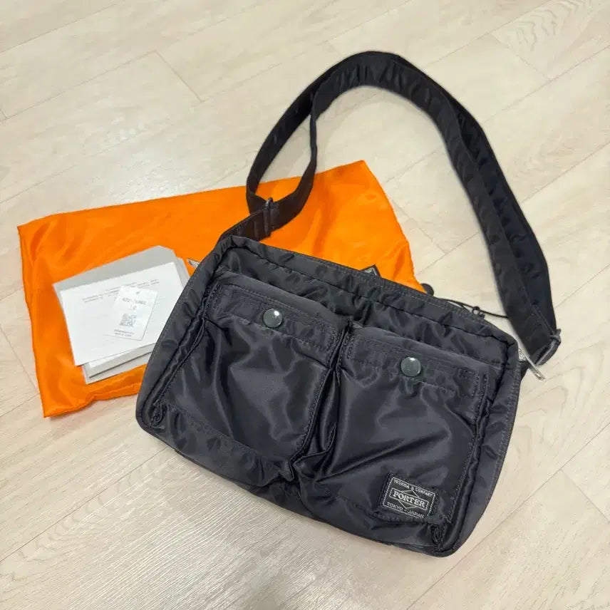 [BUNJANG] Porter Tanker Shoulder Bag Small Black / 포터 탱커 숄더백 블랙 스몰