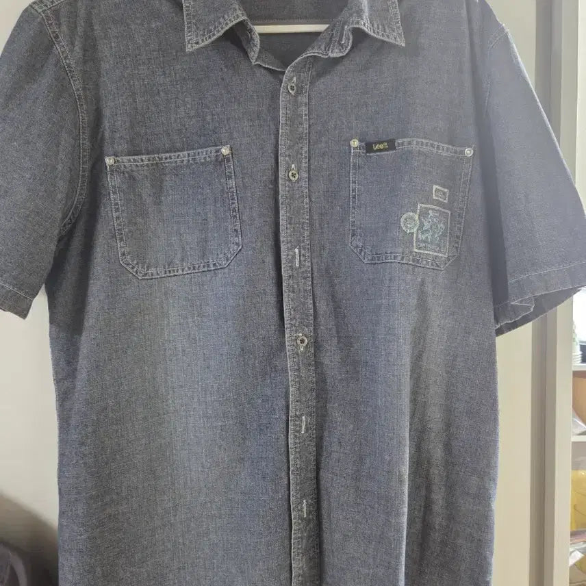 [BUNJANG] Lee Washed Denim Short Sleeve Shirt / Lee 데님 셔츠 워싱반팔