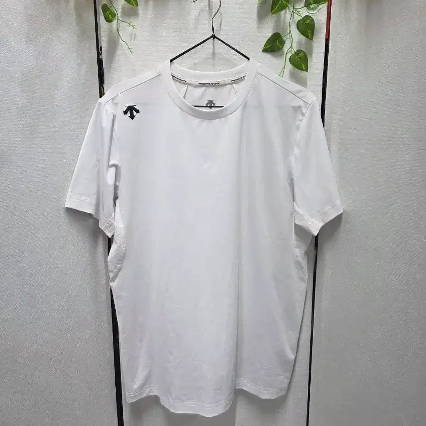 [BUNJANG] Descente Jersey T-Shirt / 데상트져지티셔츠