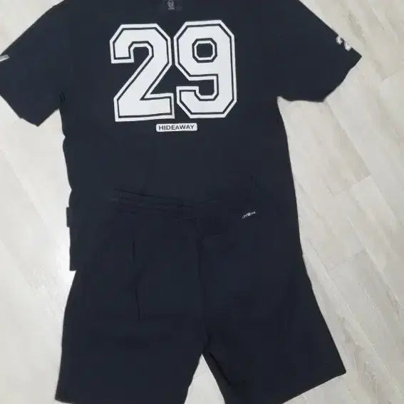 [BUNJANG] LifeWork Black T-Shirt and Shorts Set / 라이프워크세트