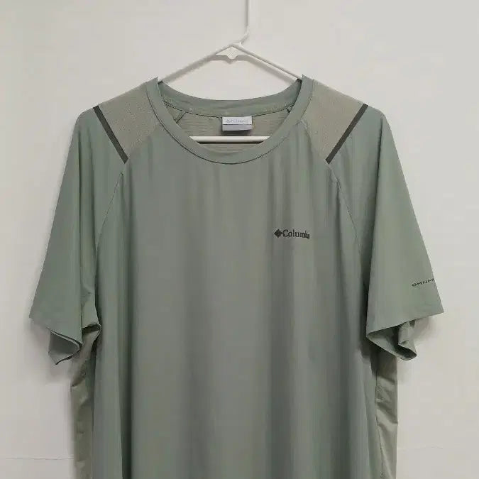 [BUNJANG] Columbia Mint Green T-Shirt / 컬럼비아 티셔츠 민트색