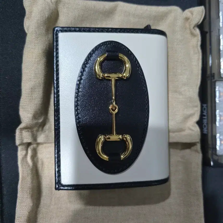 [BUNJANG] Gucci Horsebit 1955 Wallet White Black / [새상품급,정품] 구찌 홀스빗 1955 지갑 화이트 블랙 판매합니다~~