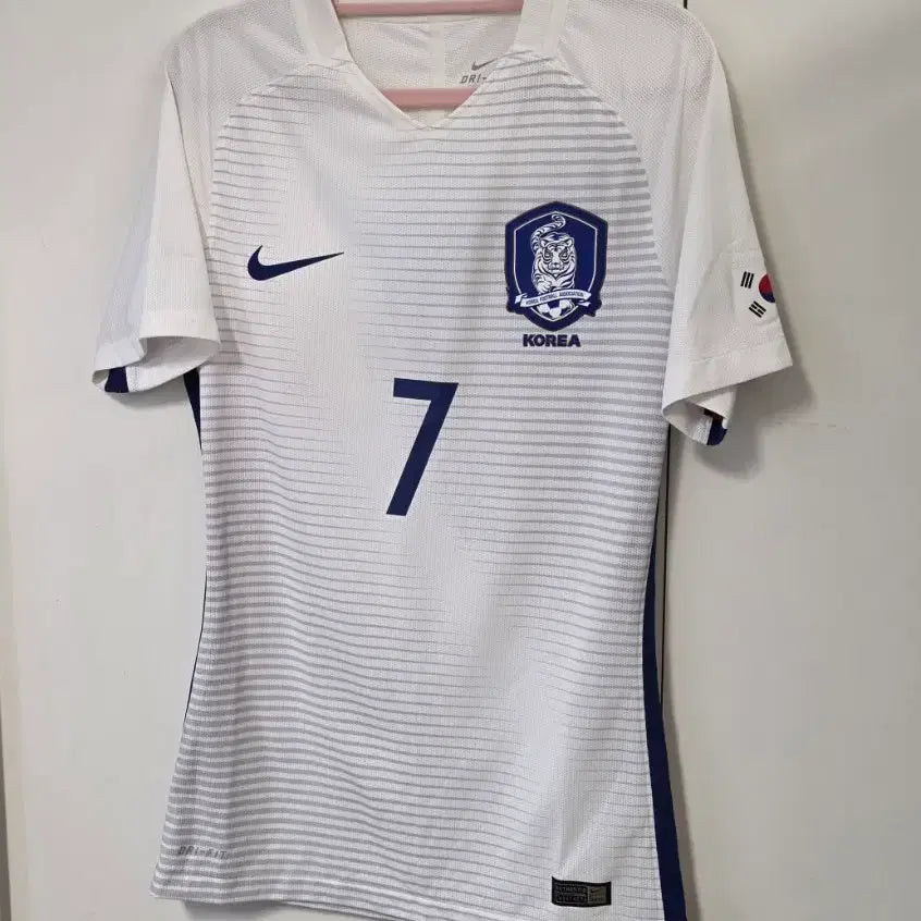 [BUNJANG] Nike South Korea 2016-2018 Player Issue Away Football Jersey M / 나이키 16-18 대한민국 어웨이 선수지급용 유니폼 M