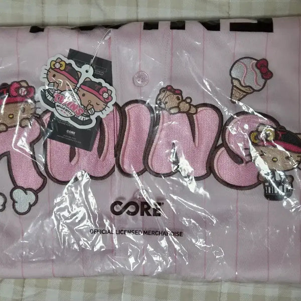 [BUNJANG] LG Twins Tanning Kitty Pink Pop Jersey Size 105 / 엘지트윈스 태닝키티 핑크 팝 유니폼 105 사이즈 판매