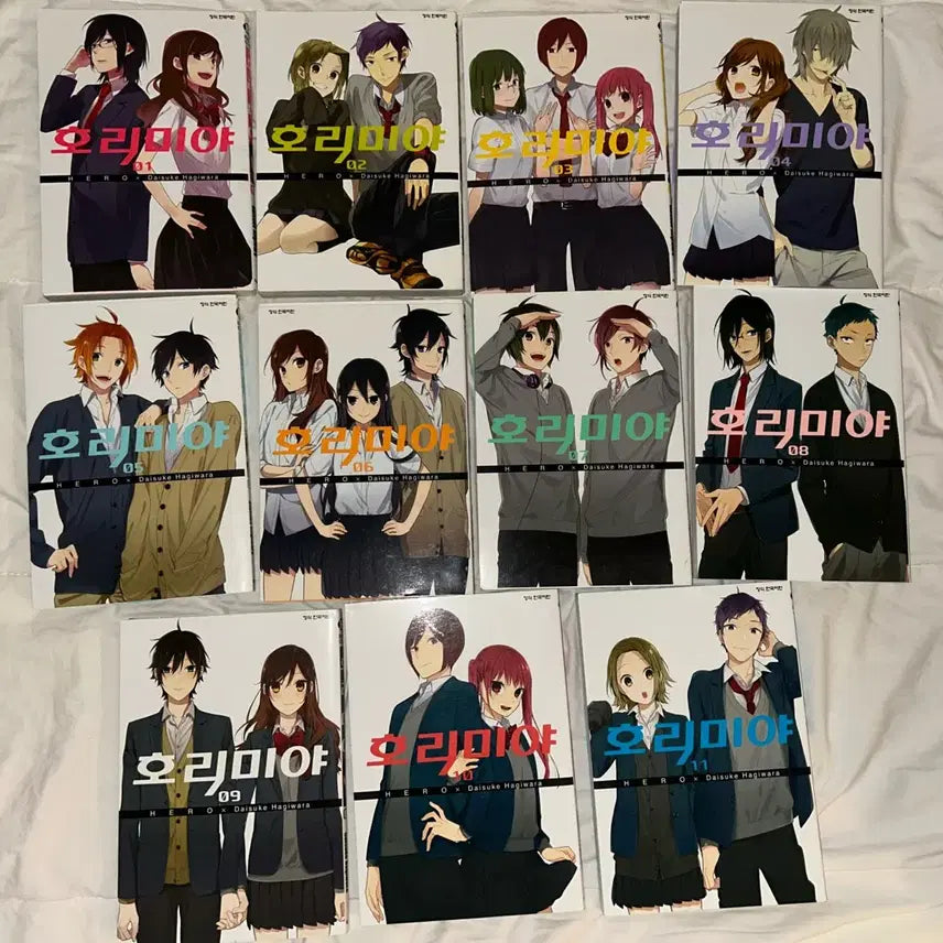 [BUNJANG] Horimiya Manga Complete Set Volumes 1-11 / 호리미야 만화책 1-11권 일괄 판매 순정만화