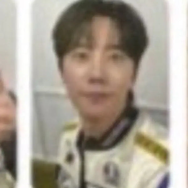 [BUNJANG] Lee Junyoung Ketaho Rider Photocard POB / 더이상 가격인하X) 이준영 케타포 라이더 포카 미공포