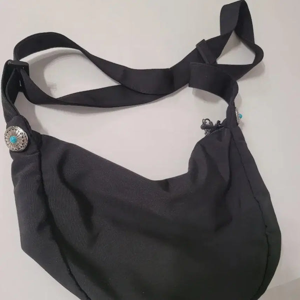 [BUNJANG] Croissant Bag with Turquoise Sunflower Concho Detail / 교토의 어느 조용한 골목, 숨은 샵 에서 마주친 크루아상 콘초 디테일가방