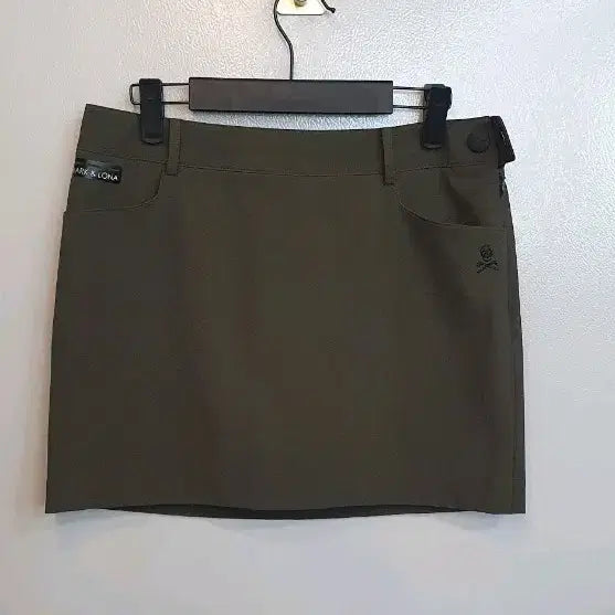 [BUNJANG] Mark &ロナ Golf Skirt Khaki Size M / 마크앤로나 골프 스커트 카키색 M사이즈입니다.