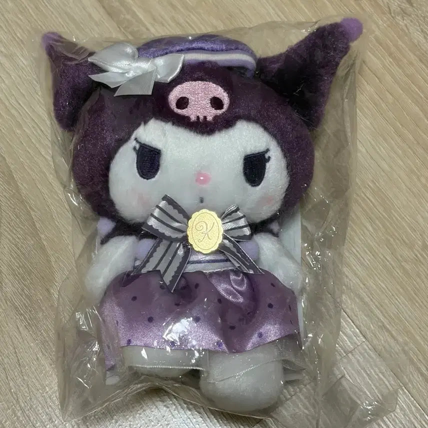 [BUNJANG] Sanrio Tearoom Mascot Holder Kuromi (Sealed) / (미개봉) 산리오 티룸 마스코트 홀더 쿠로미 판매