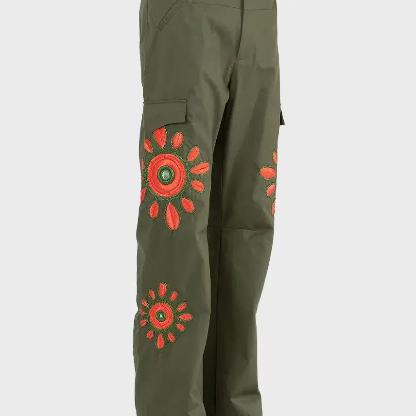 [BUNJANG] Blue Marble Embroidered Cargo Pants (Khaki, Size S) / 블루마블 자수 카고 팬츠 S