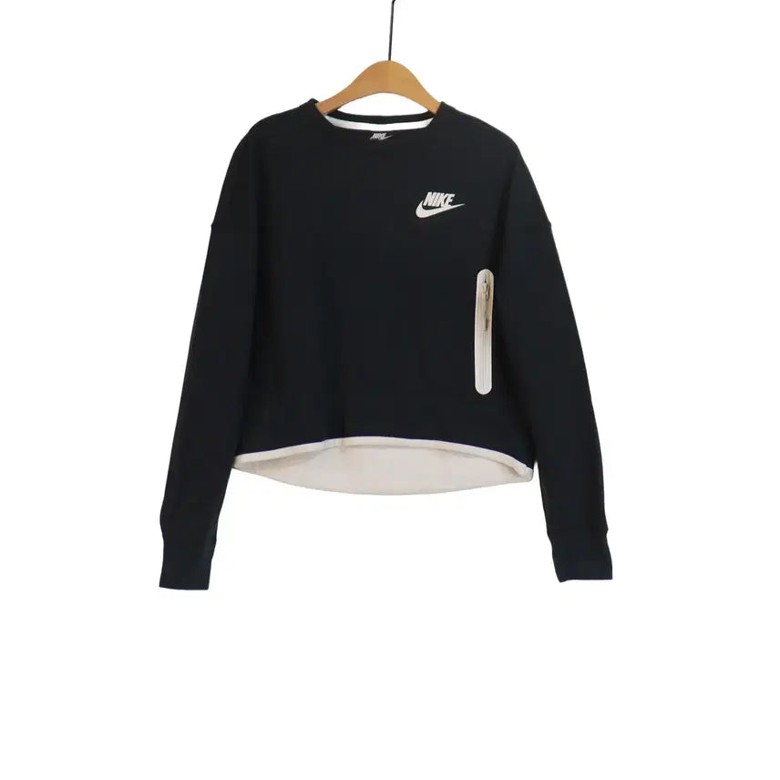 [BUNJANG] Nike Black Cropped Sweatshirt with Logo and Zipper Pocket / NIKE 나이키 크롭 맨투맨 90 블랙 로고 티셔츠