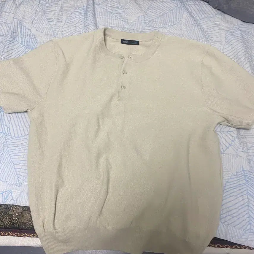 [BUNJANG] SPAO Basic Knit T-Shirt Beige / [상품명 미확인] 기본 니트티 베이지 스파오