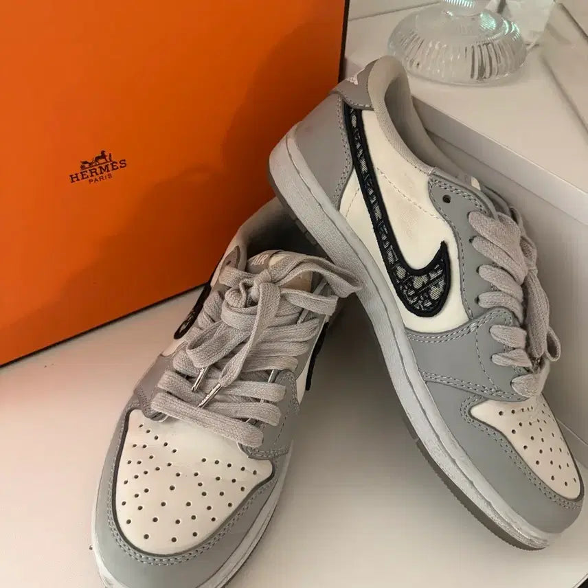[BUNJANG] Dior x Nike Air Jordan 1 Low / 디올x나이키 조던1 로우 240