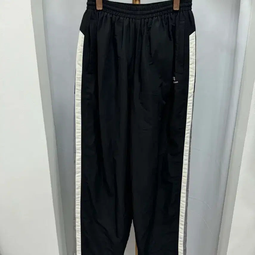 [BUNJANG] Balenciaga Track Pants Size 46 / 발렌시아가 트랙 팬츠 46사이즈