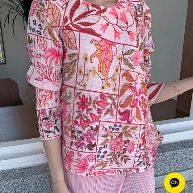 [BUNJANG] LE vera Pleated Flower Blouse / 르라베 플리츠 플라워 블라우스
