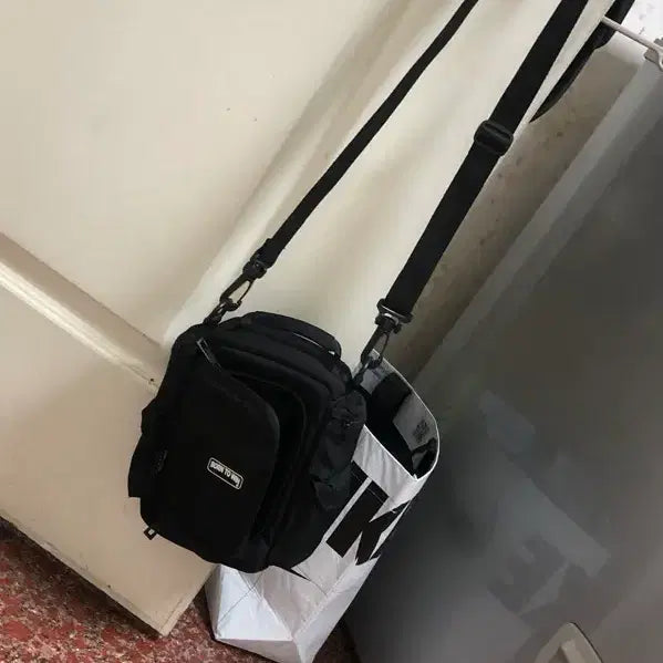 [BUNJANG] Born to Win Gym Bag / 본투윈 가방