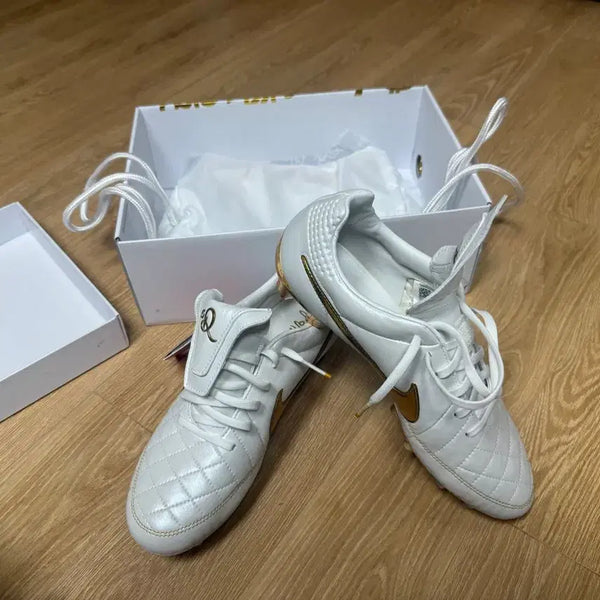 [BUNJANG] Tiempo R10 RGN Football Boots / 티엠포 r10 rgn판매 합니다.