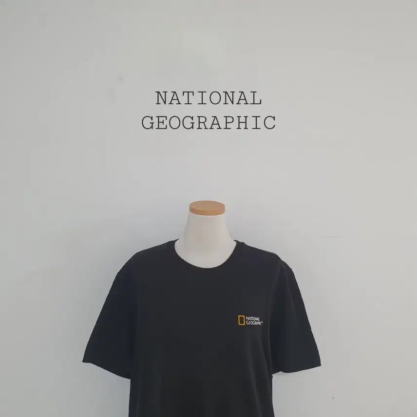 [BUNJANG] National Geographic Black Logo T-Shirt / 세일)No.26063017 내셔널지오그래픽 반팔티 블랙