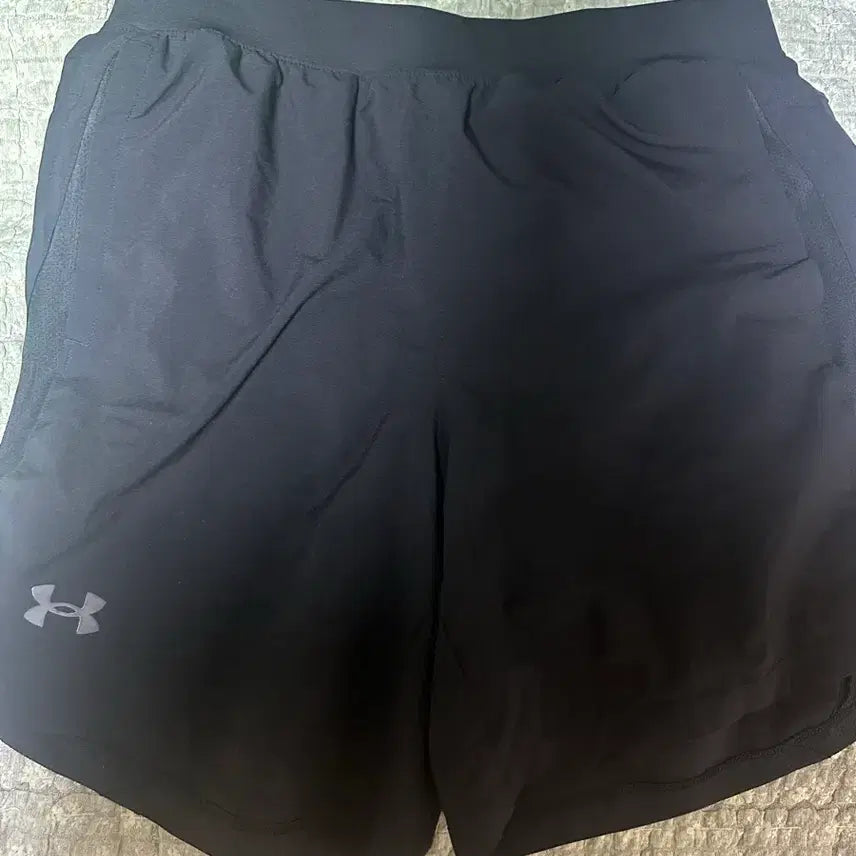 [BUNJANG] Under Armour Black Logo Athletic Shorts / 언더아머 반바지