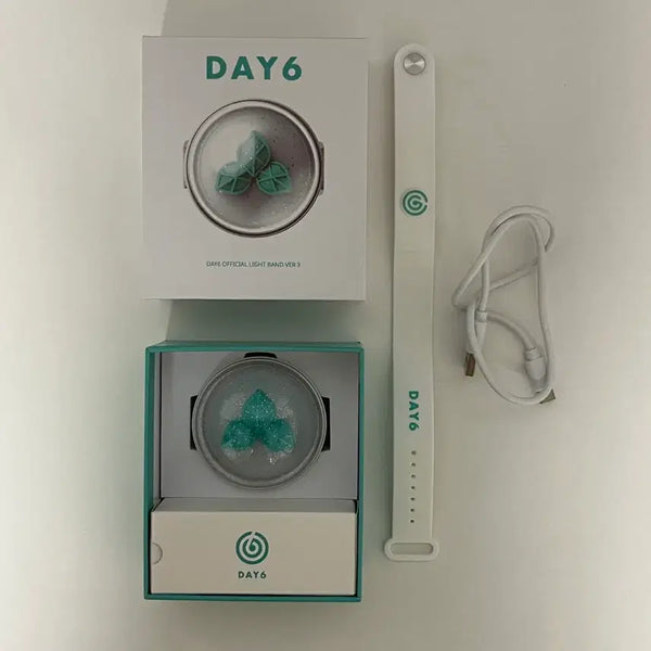 [BUNJANG] DAY6 Official Lightstick Ver.3 / 마데워치 ver3