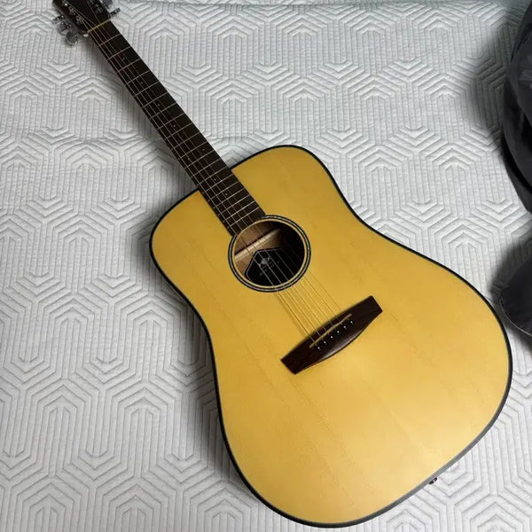 [BUNJANG] HEX D100 Acoustic Guitar with Case / HEX D100 통기타 + 케이스