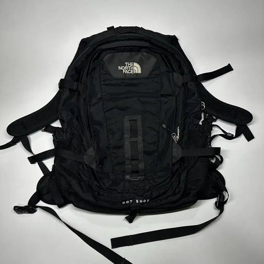 [BUNJANG] The North Face Hot Shot Backpack Black / 노스페이스 핫샷 백팩 블랙