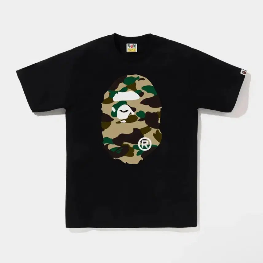[BUNJANG] BAPE First Camo Big Ape Head T-Shirt Black Yellow / 베이프 퍼스트 카모 빅 에이프 헤드 티셔츠 블랙 옐로우