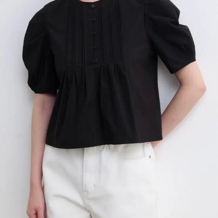 [BUNJANG] Frontrow Pintuck Puff Sleeve Blouse Black S / 프론트로우 핀턱 퍼프 블라우스 블랙 S