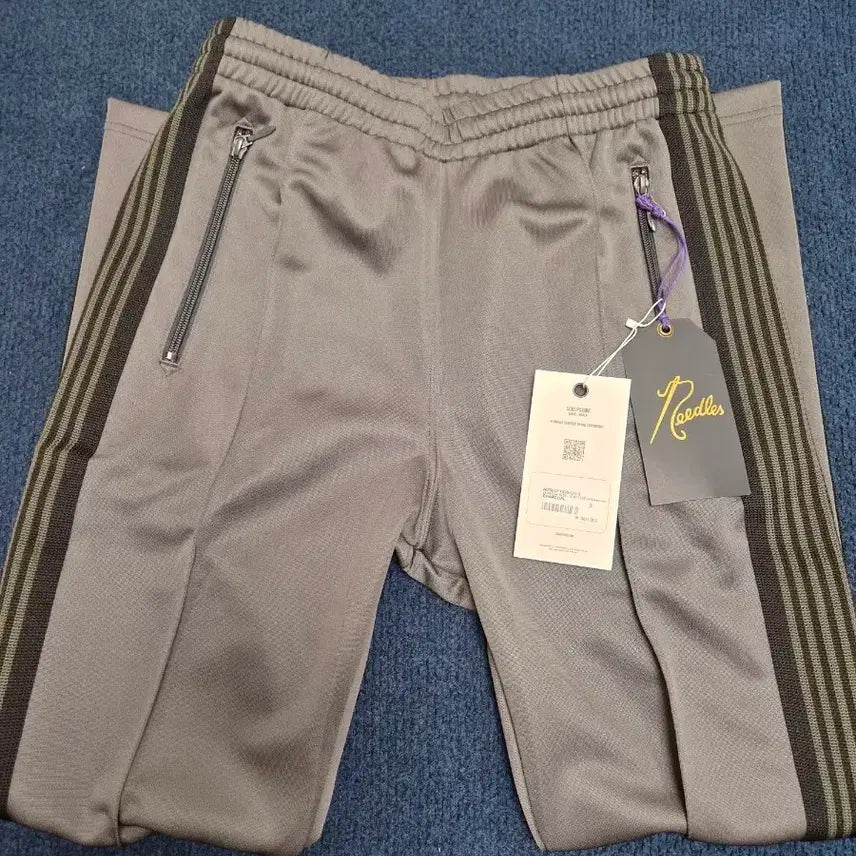 [BUNJANG] Needles Track Pants Narrow S Charcoal / [새상품] 니들스 트랙팬츠 내로우 S 차콜